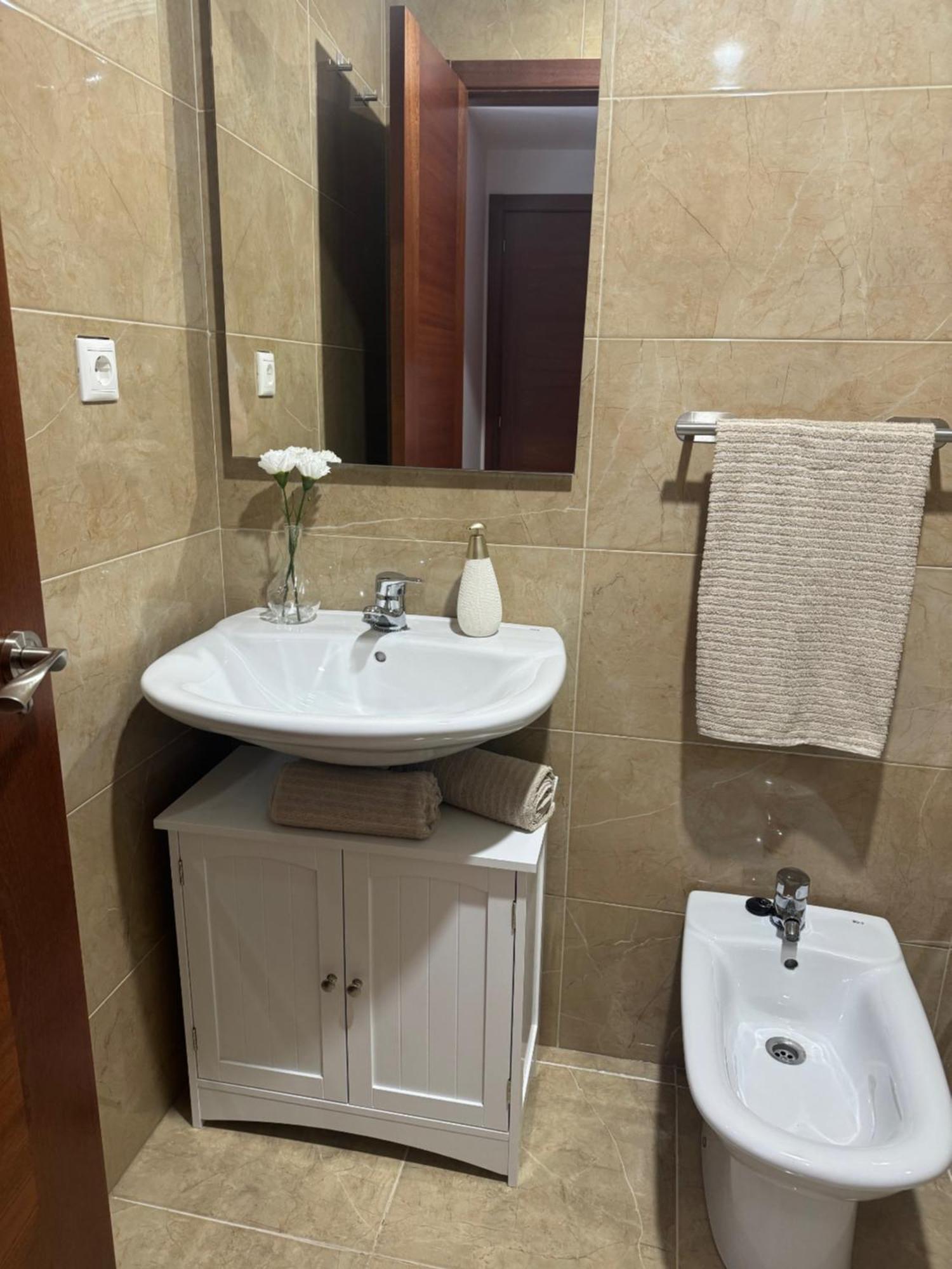 Apartamento En Gijon Con Garaje Y Wifi מראה חיצוני תמונה