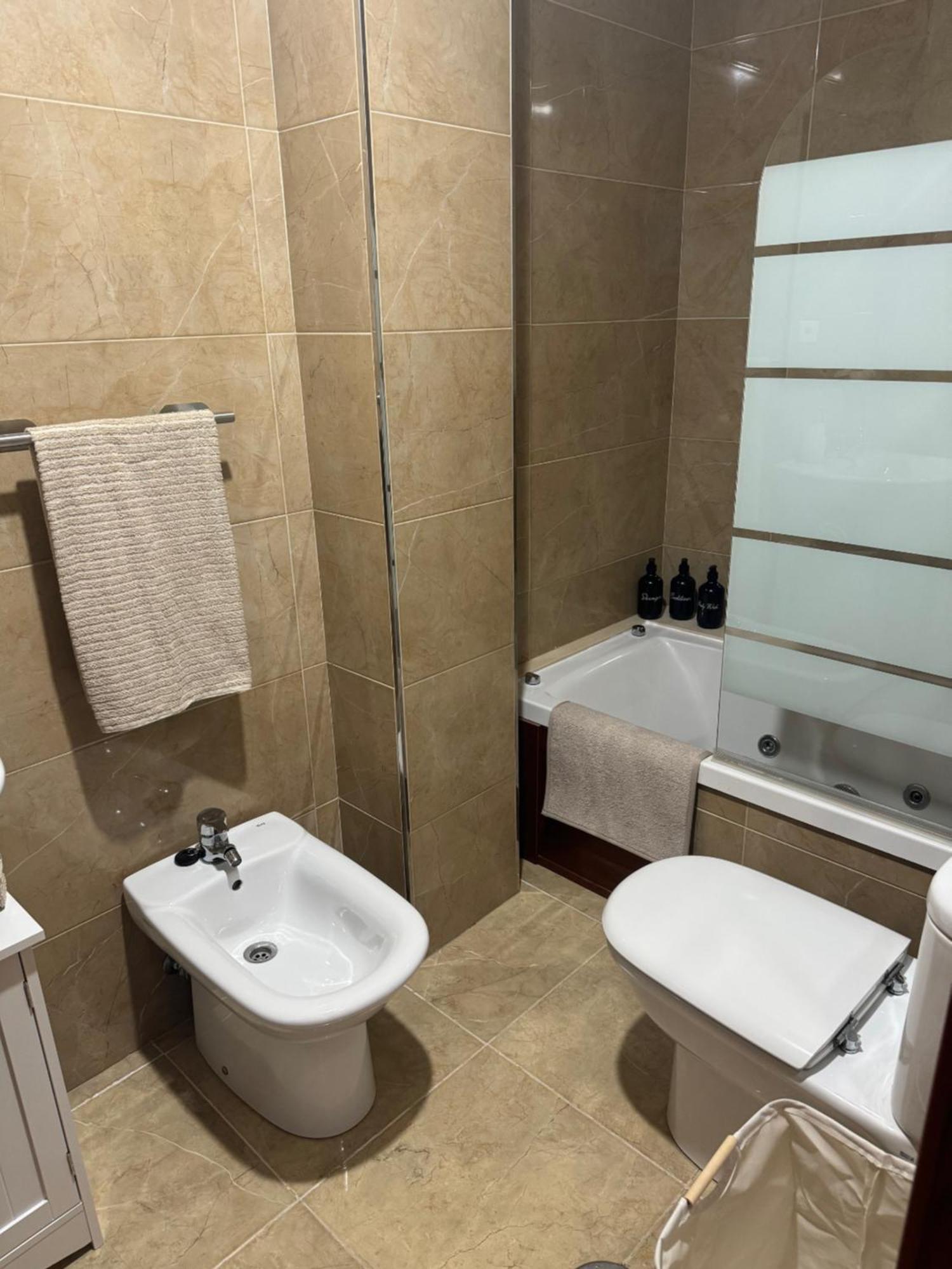 Apartamento En Gijon Con Garaje Y Wifi מראה חיצוני תמונה